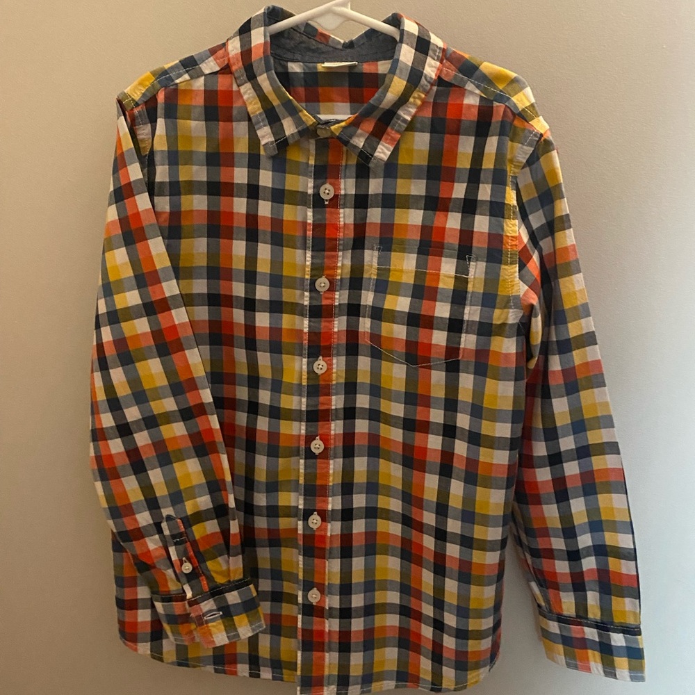 Gymboree size M(7-8), like new. Worn once for picture day.